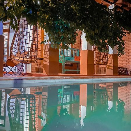 Hotel Plantation Retreat à Pathadumbara Extérieur photo